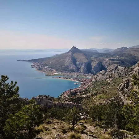 Mater Anka Omiš