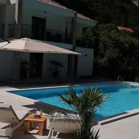 Mater Anka Omiš